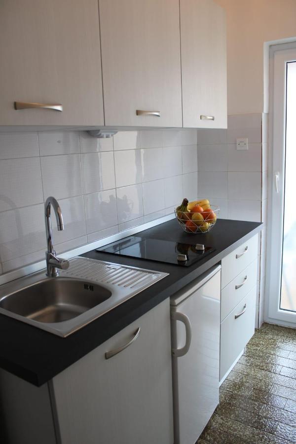 Apartments Renata Donji Seget Eksteriør billede